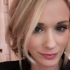 Meet your Posher, Tayler